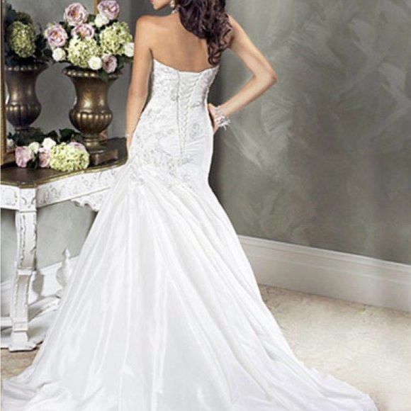 PRIVATE COLLECTION, WEDDING GROWN & BRIDAL CLASSIC VEIL, SIZE: 6, BRAND NEW - Picture 4 of 17